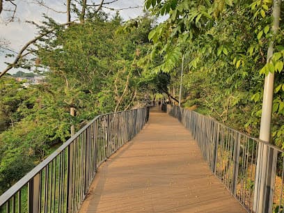 Parque Metropolitano Bosque Encantado — foto
