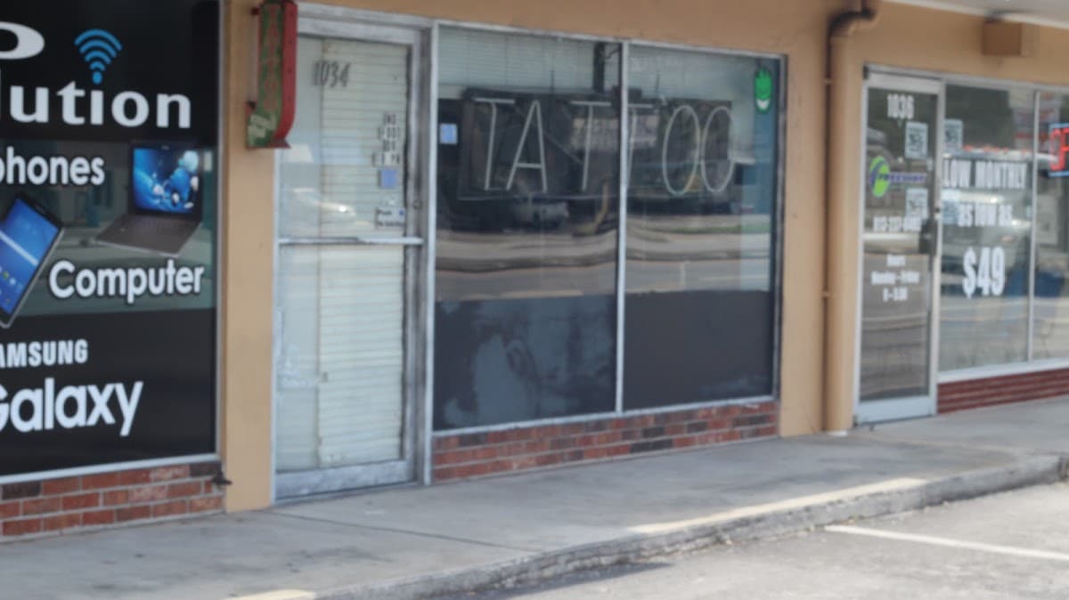 Ironblood Tattoos — foto