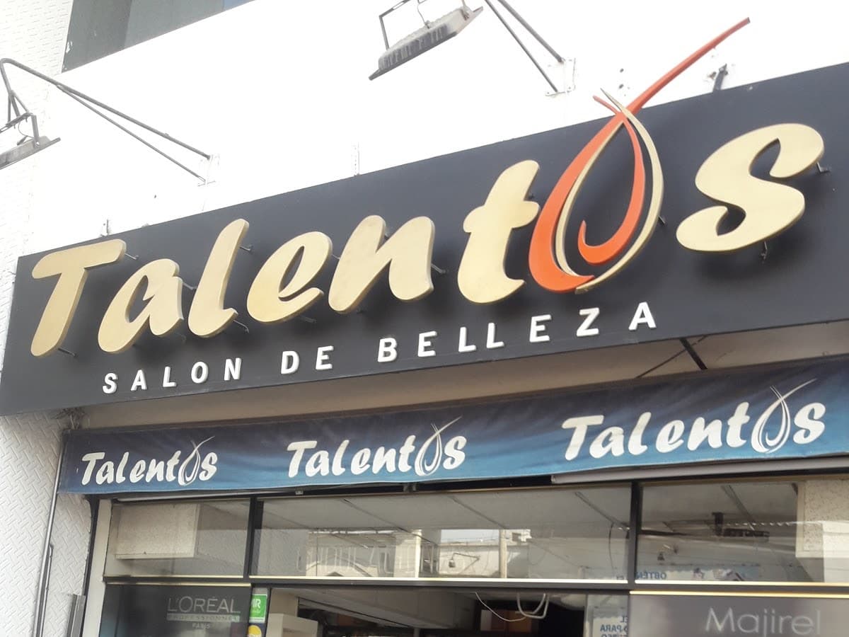 Valentino Coiffure — foto