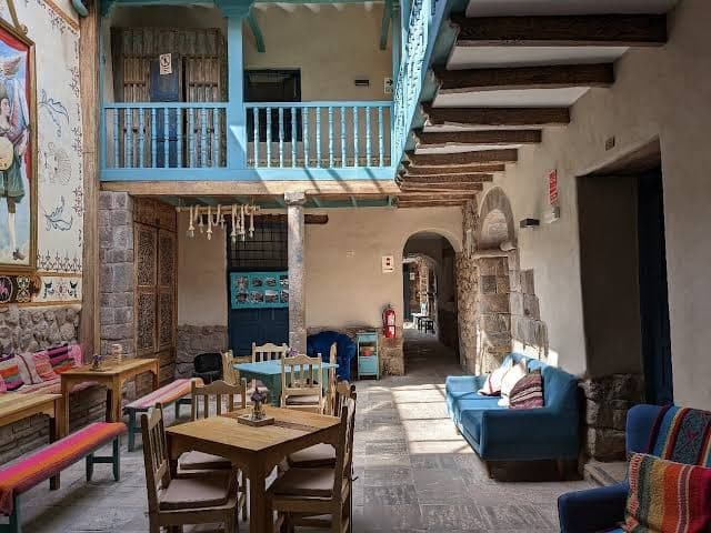 Nao Victoria Hostel