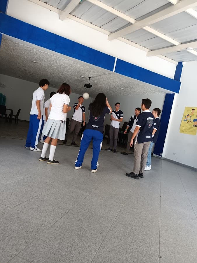 Colegio Bachillerato Académico Rosarista — foto