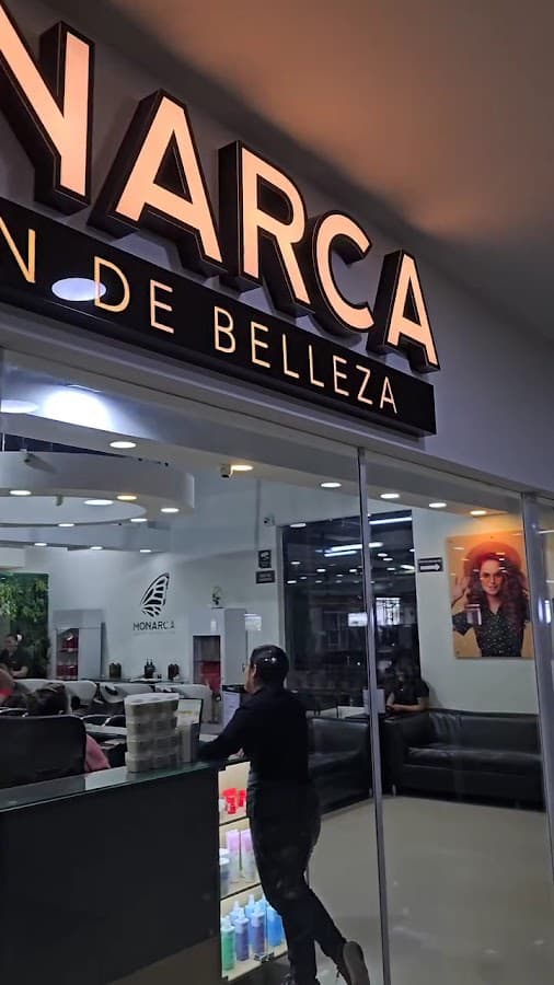 Monarca Salón de Belleza — foto