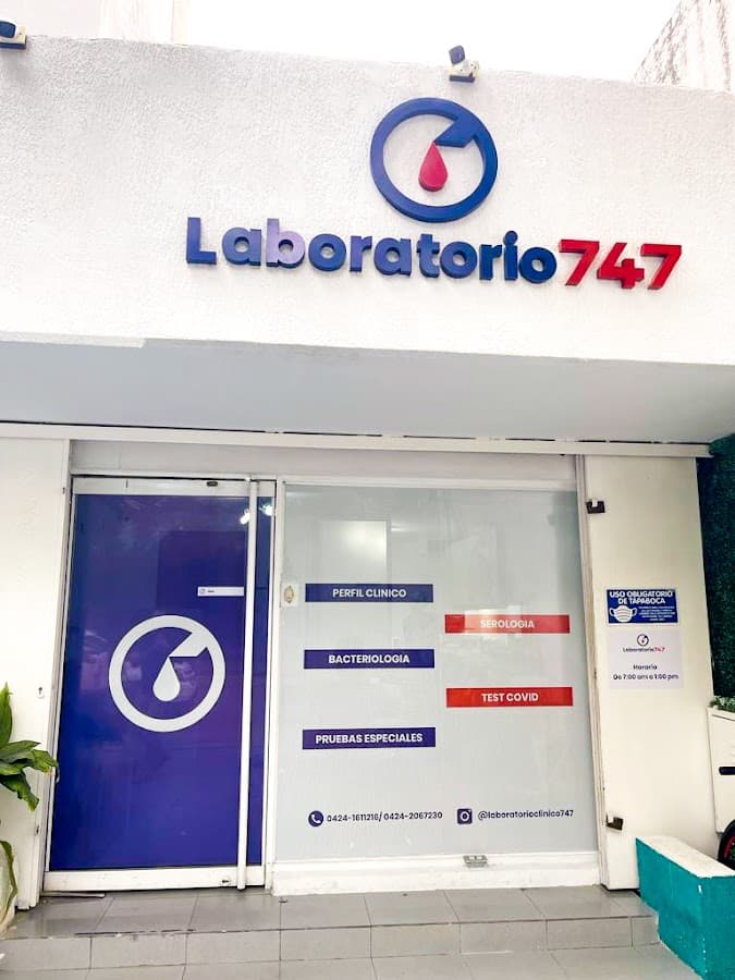 Laboratorio 747