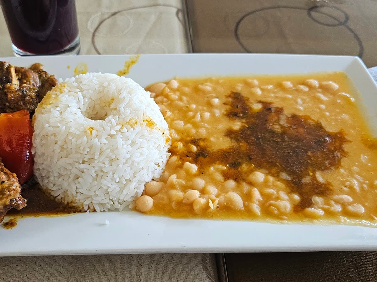 Restaurant La Perla de las Flores — foto