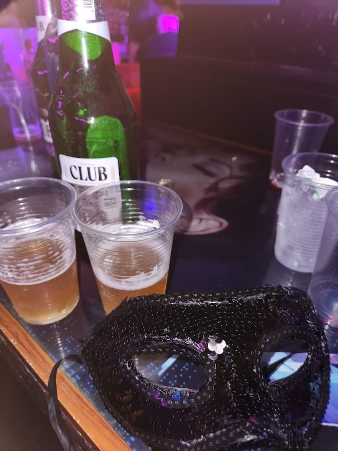 KAPITAL PLATINUM — foto