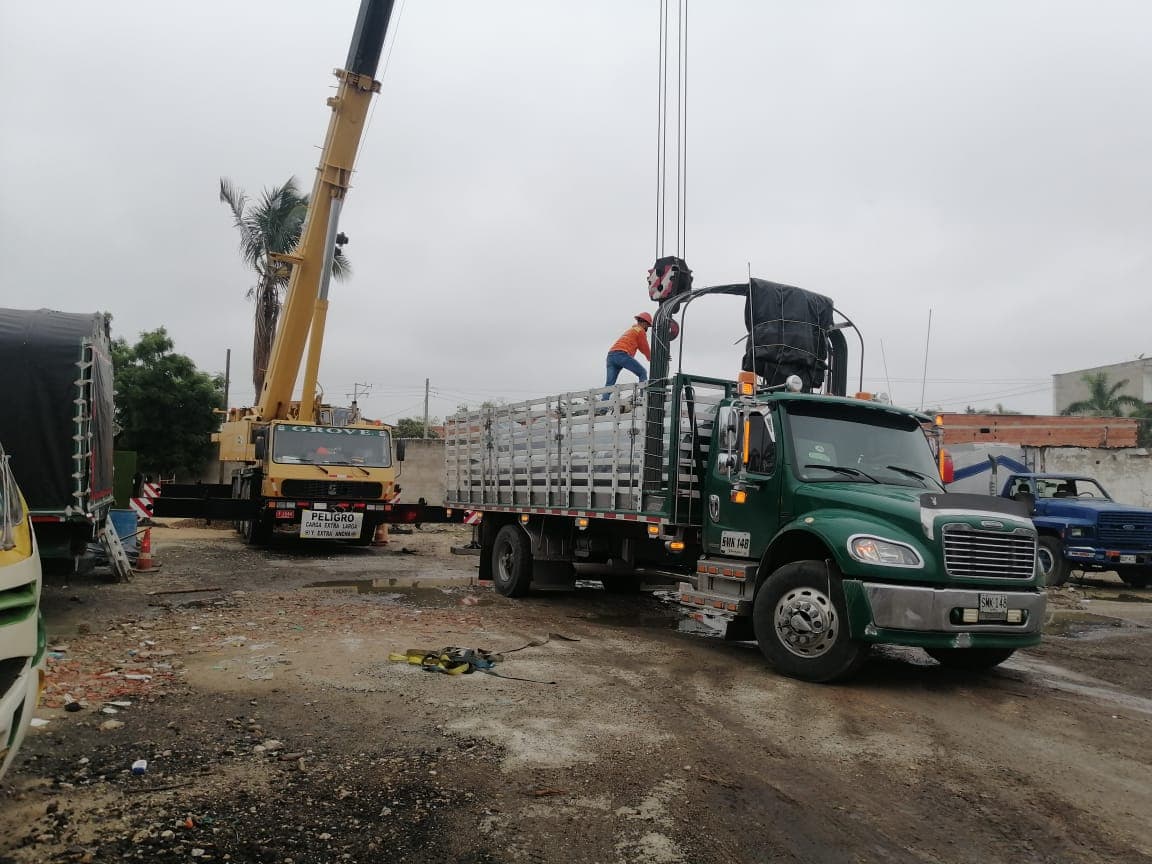 GRUPO OPERATIVO LOGISTICA Y TRANSPORTES SAS — foto