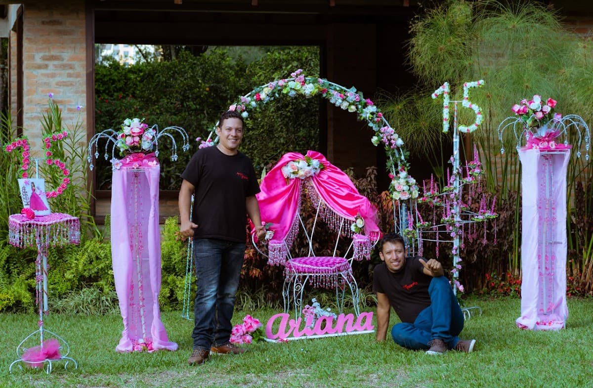 BODAS Y EVENTOS AMOR EN TU PUERTA