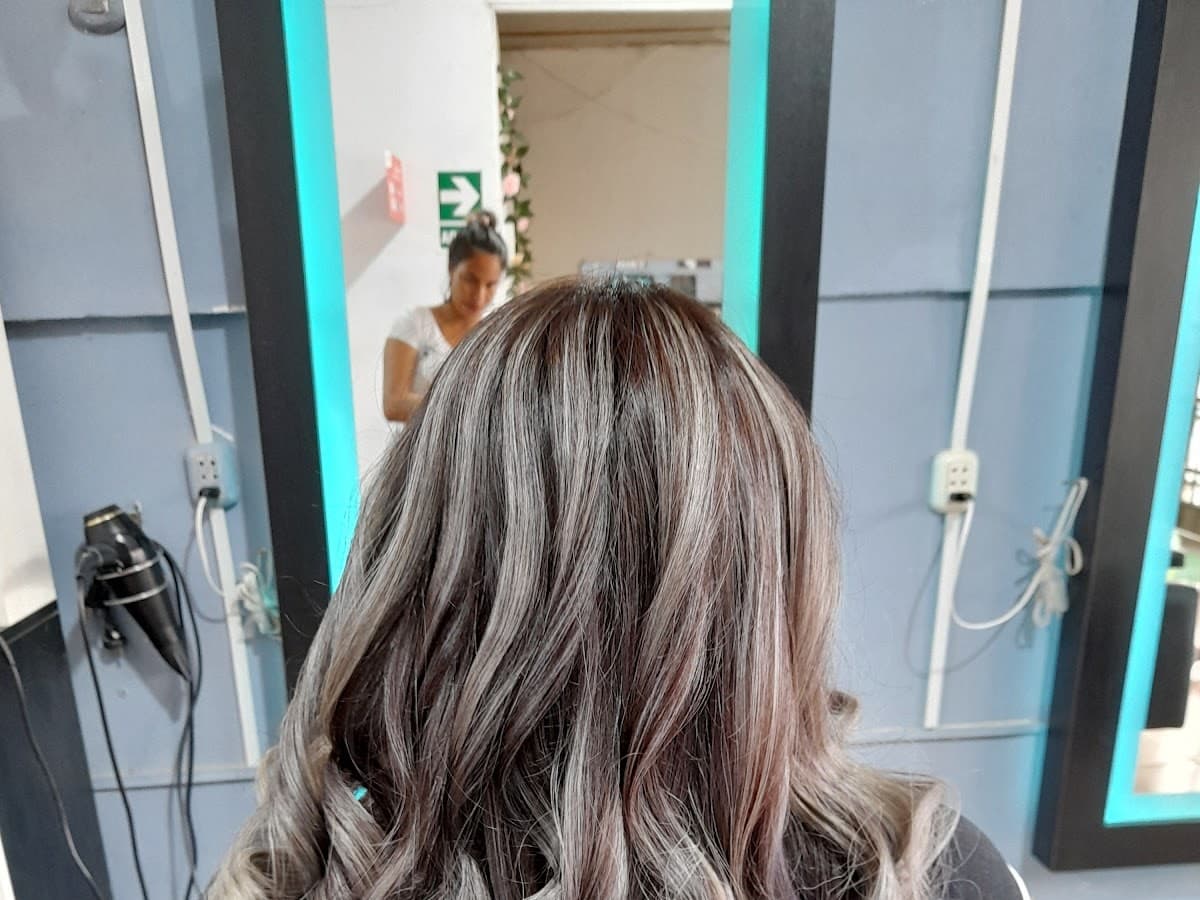 Nancy - Salón y Uñas — foto