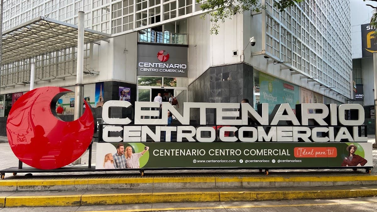 Centro Comercial Centenario