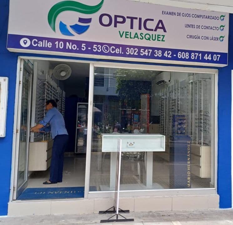 OPTICA VELASQUEZ