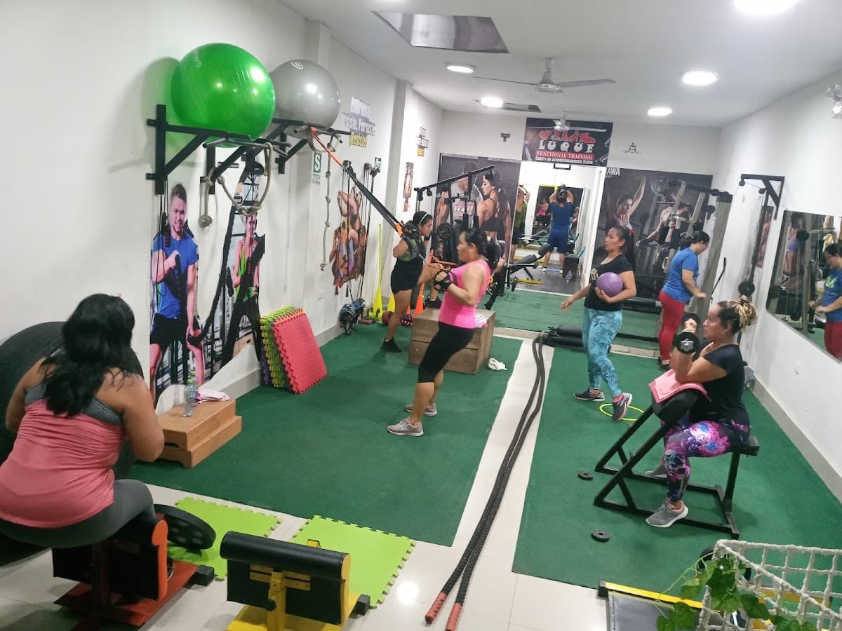CENTRO DE ACONDICIONAMIENTO FISICO LUQUE FUNCTIONAL TRAINING — foto