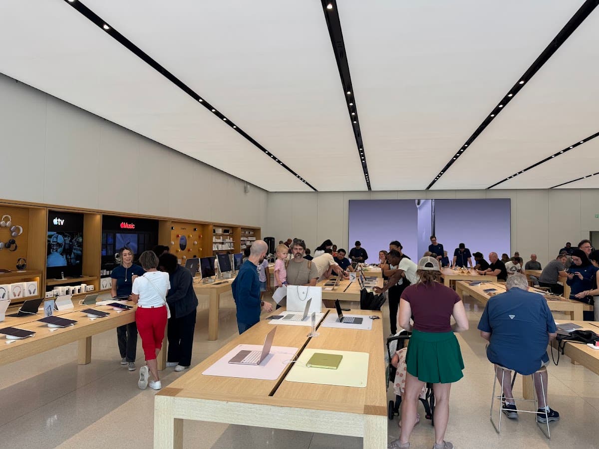 Apple St. Johns Town Center — foto