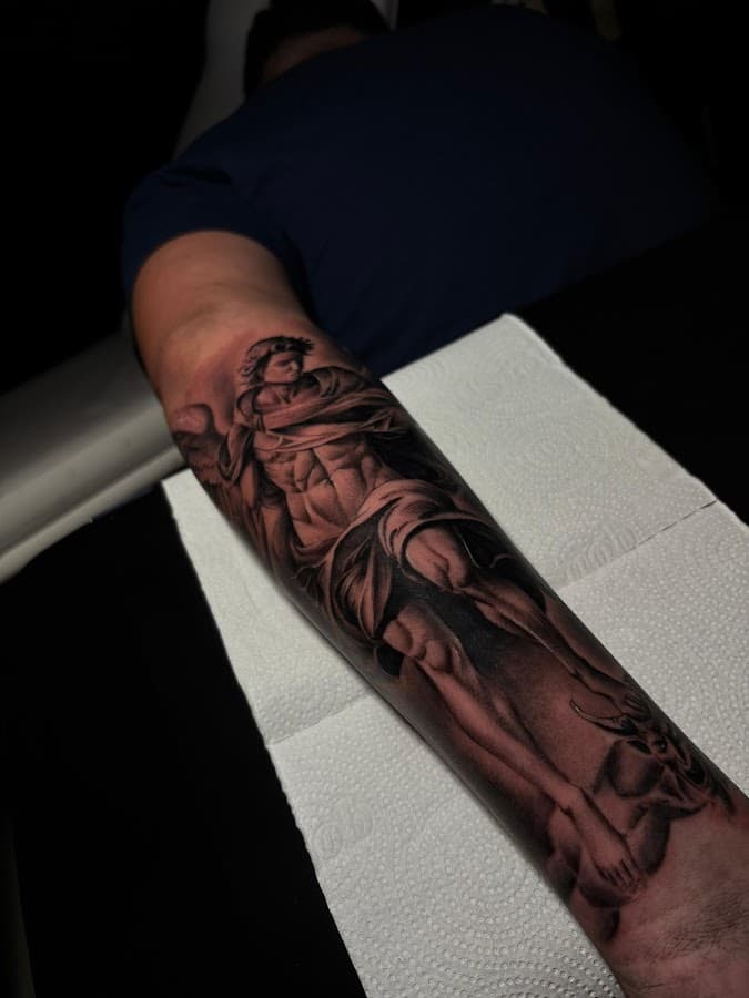 King's Tattoo