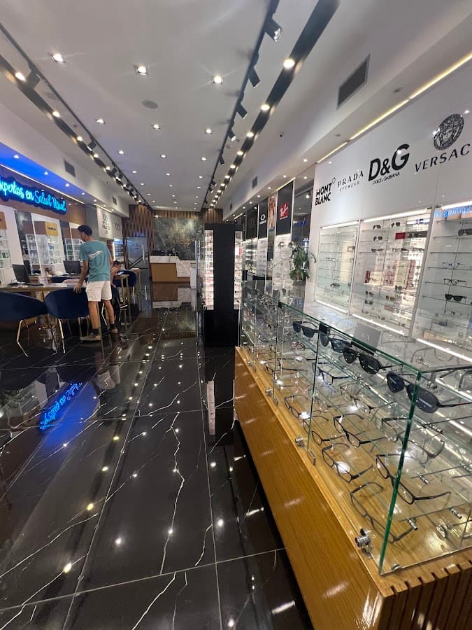 OPTICAS PRACSO MALL PLAZA BARRANQUILLA
