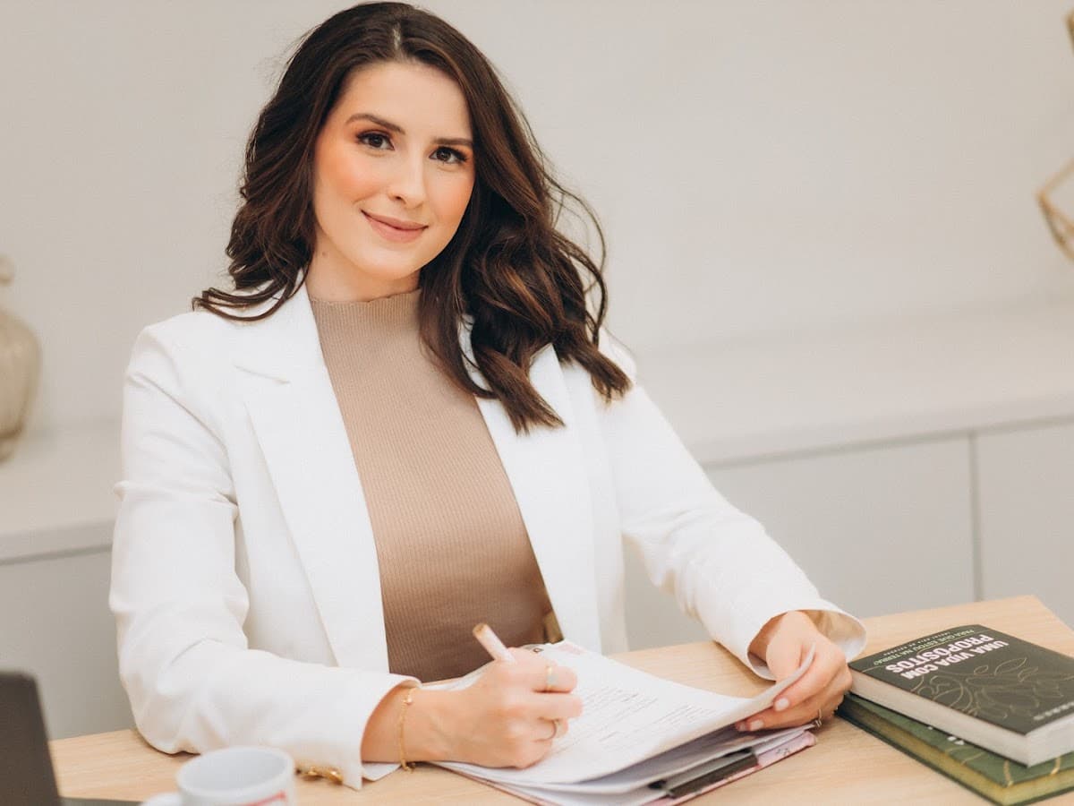 Fisioterapeuta Dra. Thayna Peres — foto