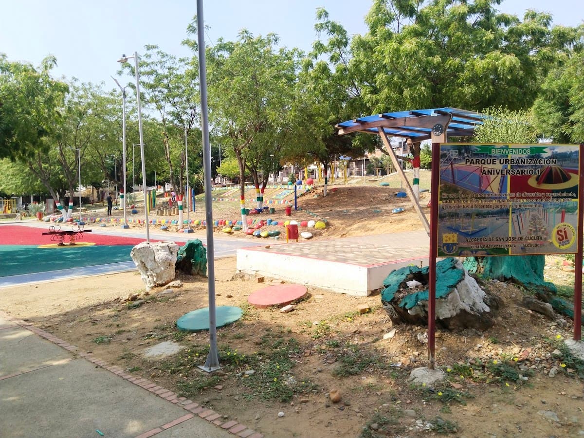 Parque Urbanización Aniversario 1 — foto