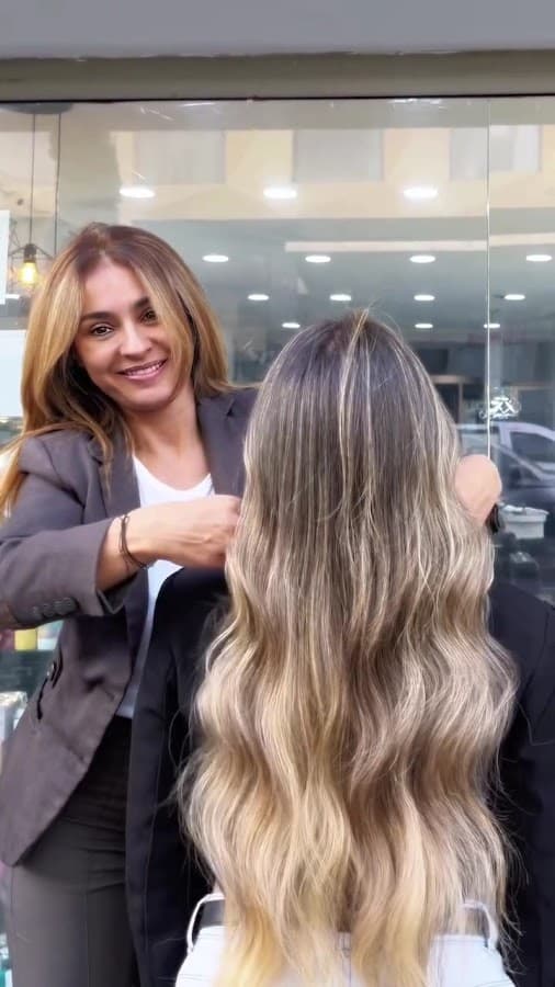 Monica Pelaez Peluquería — foto
