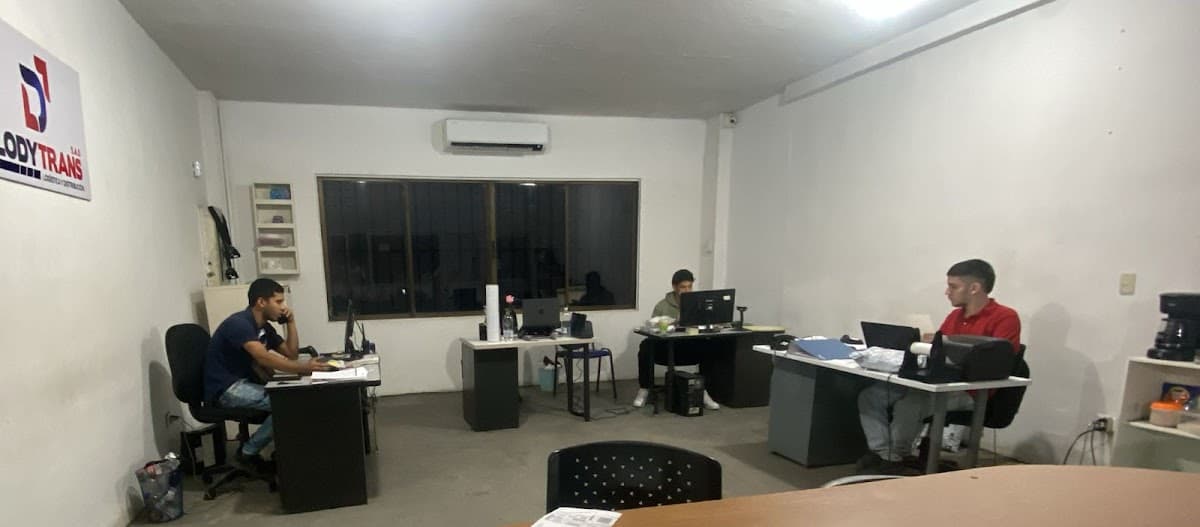 Logistica LODYTRANS Cali — foto