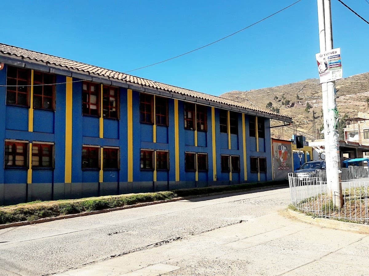 COLEGIO VIVA EL PERÚ Cusco