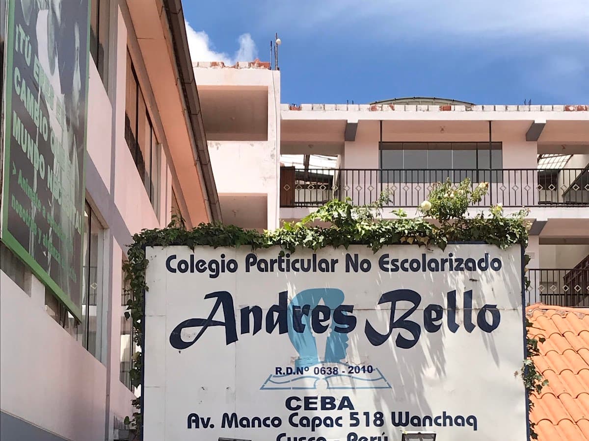 COLEGIO VIVA EL PERÚ Cusco — foto