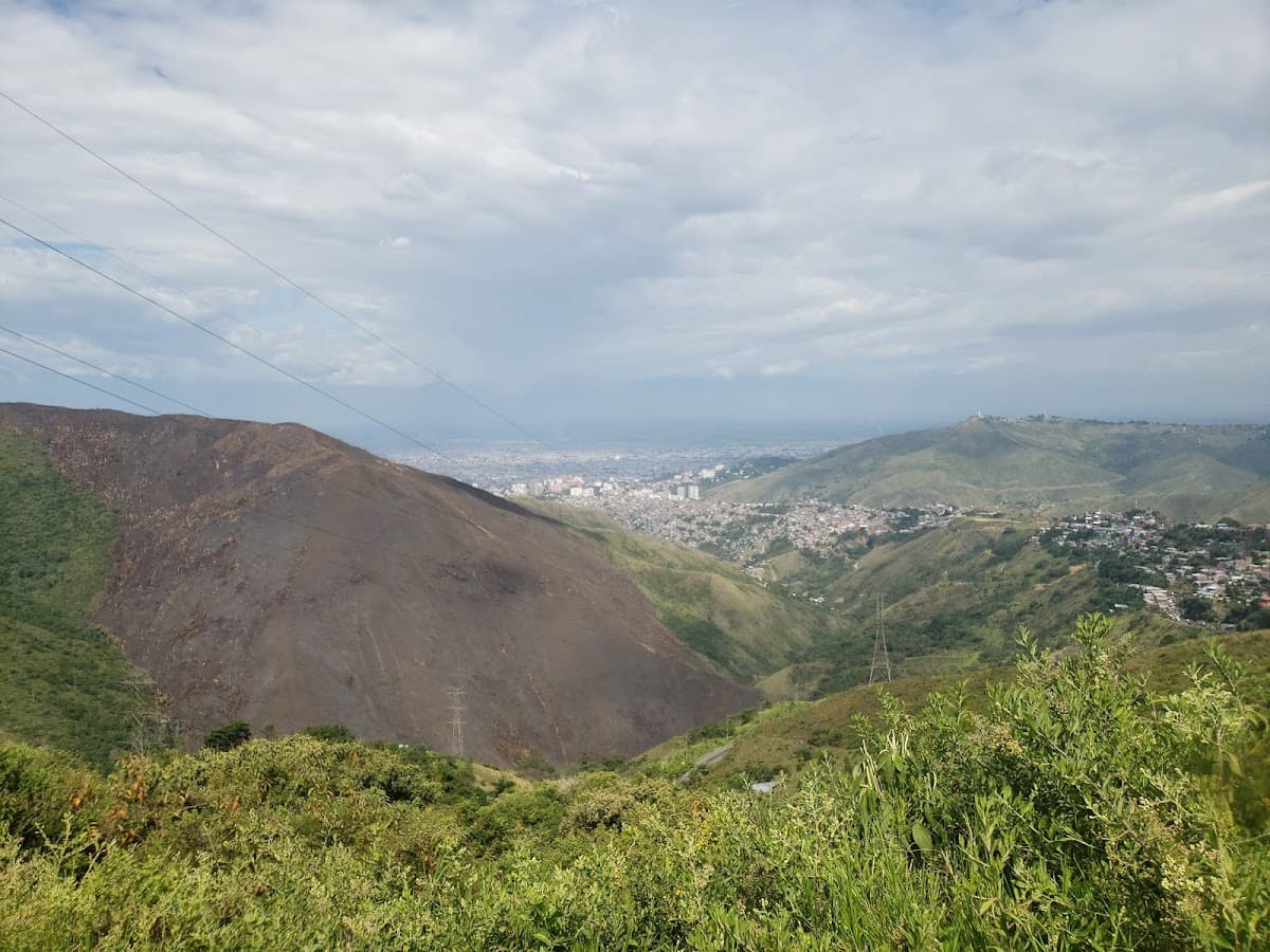 Mirador Antigua Vía Cali - Saladito