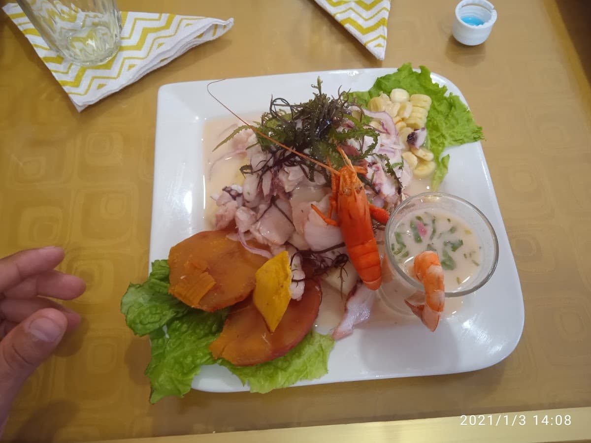Restaurante Cevicheria Y Picanteria El Peñon — foto