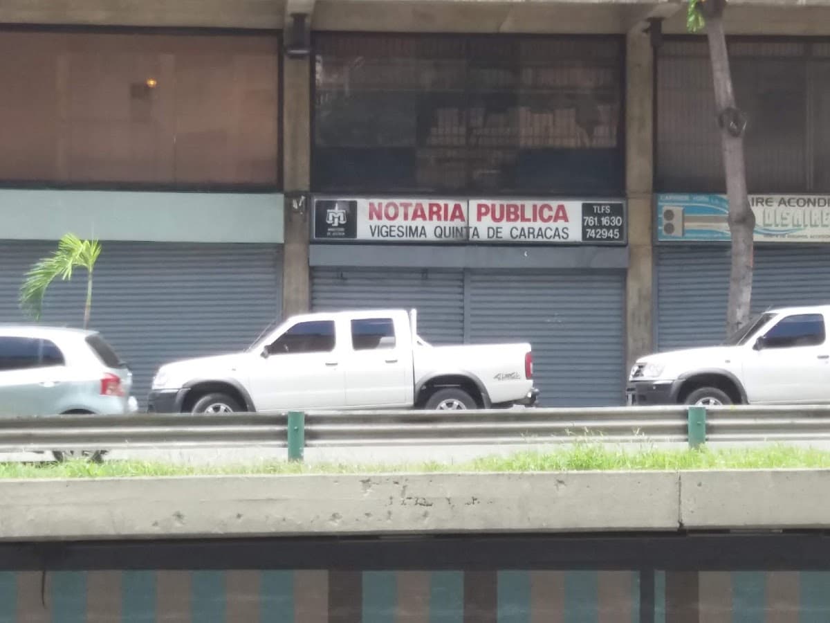 Notaría publica cuadraguesima — foto