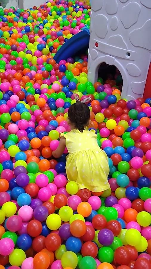 Happyland — foto
