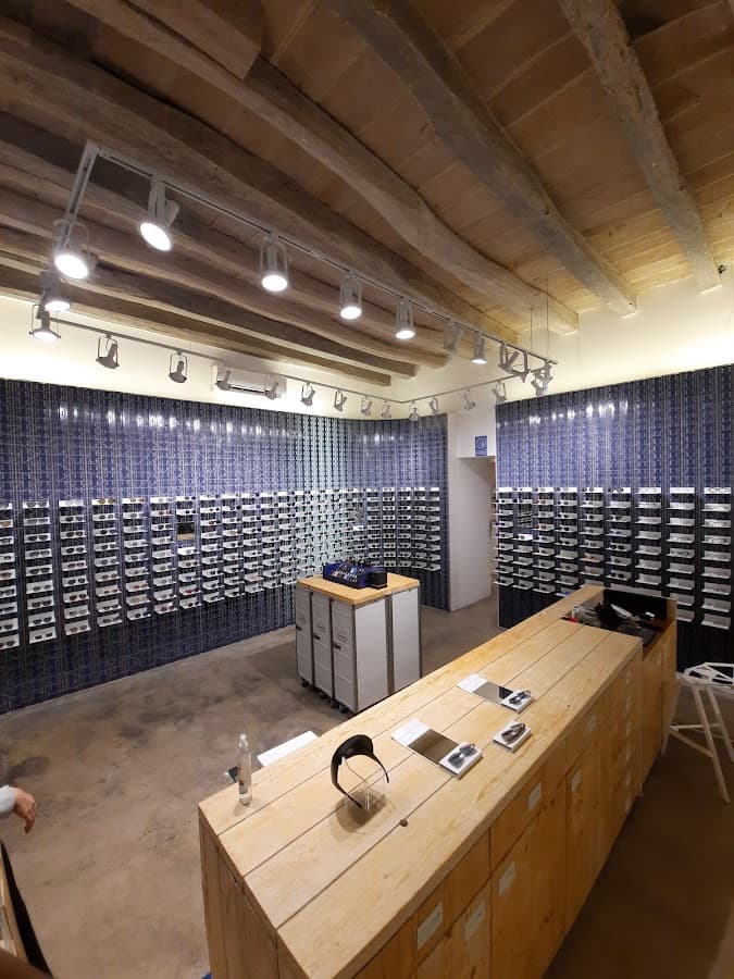 SYF Optical Crafters — foto