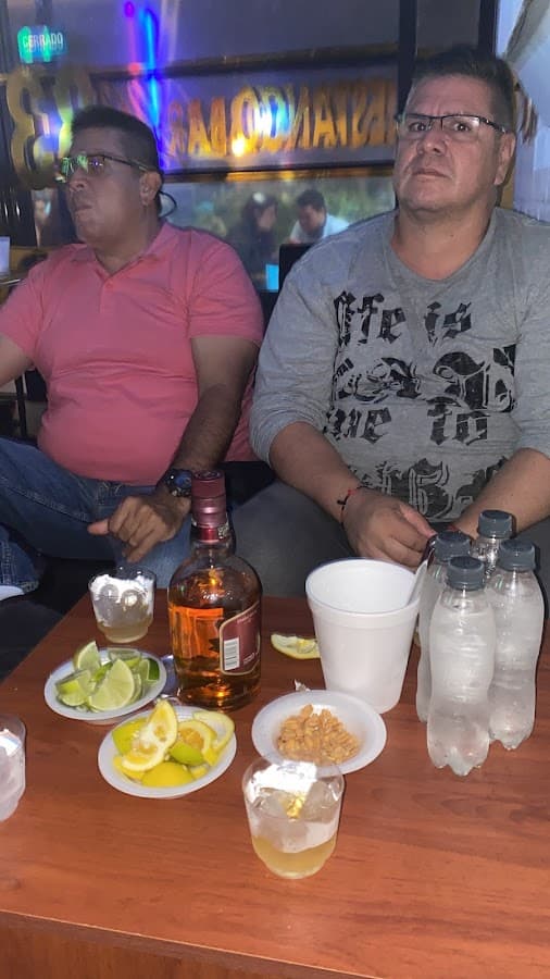 Estanco Bar la 83 — foto