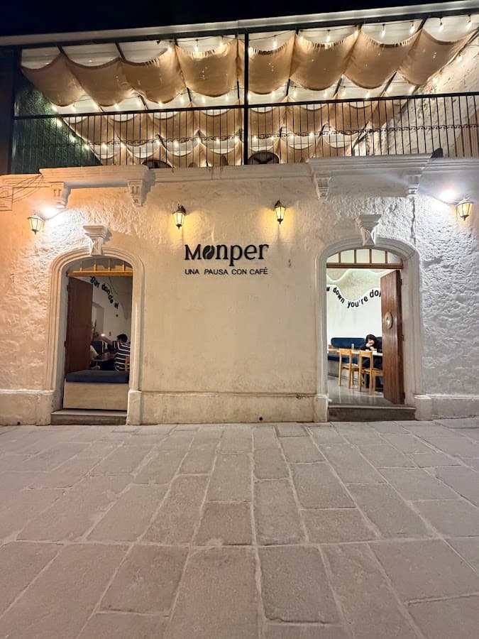 Monper Café — foto