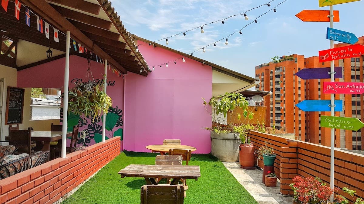 Roof Hostel Cali