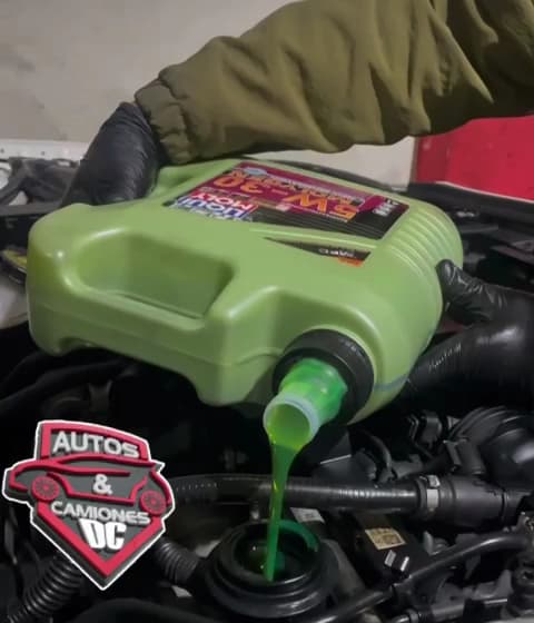 AUTOS Y CAMIONES DC COLOMBIA SAS — foto