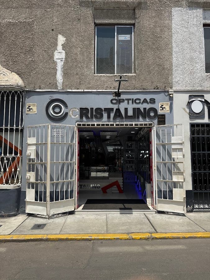Ópticas Cristalino — foto