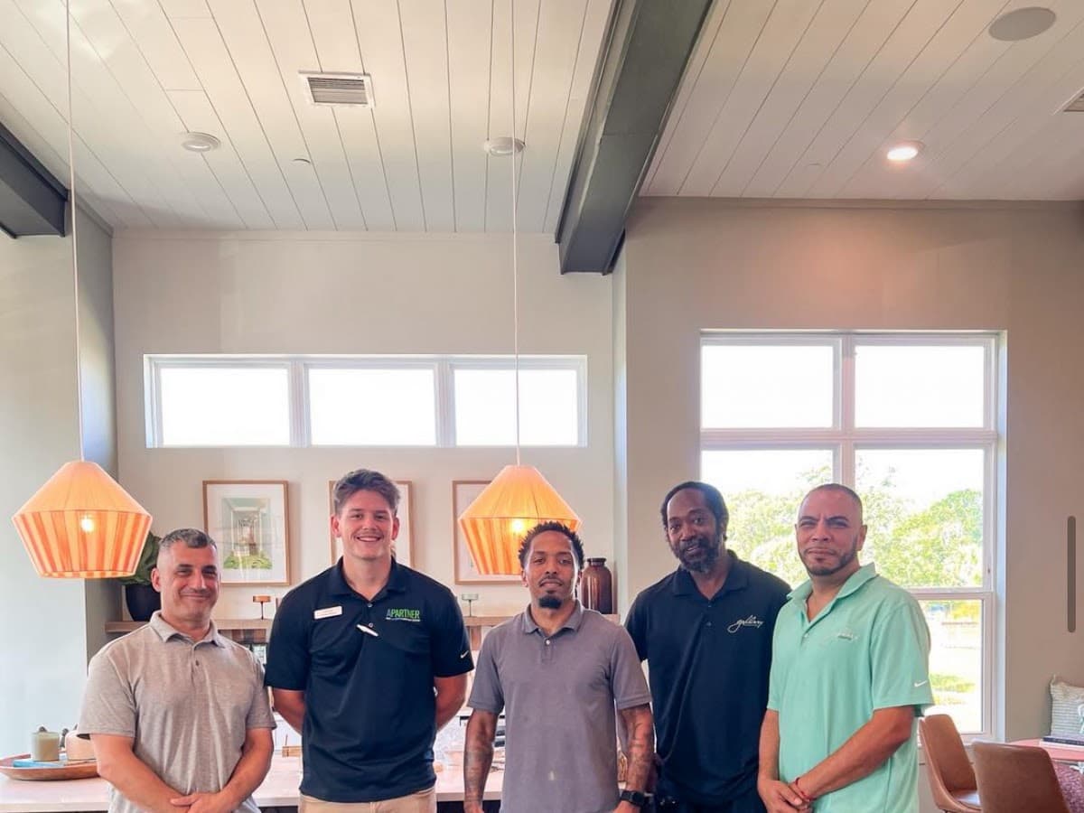 Lyneer Staffing Solutions — foto