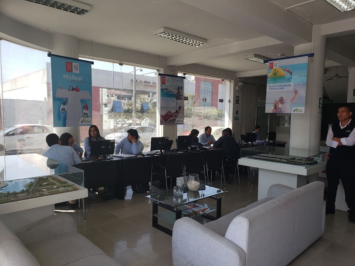 Real Inmobiliaria y Constructora