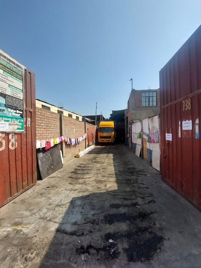 TRANSPORTE LOGISTICA HINOSTROZA EIRL — foto