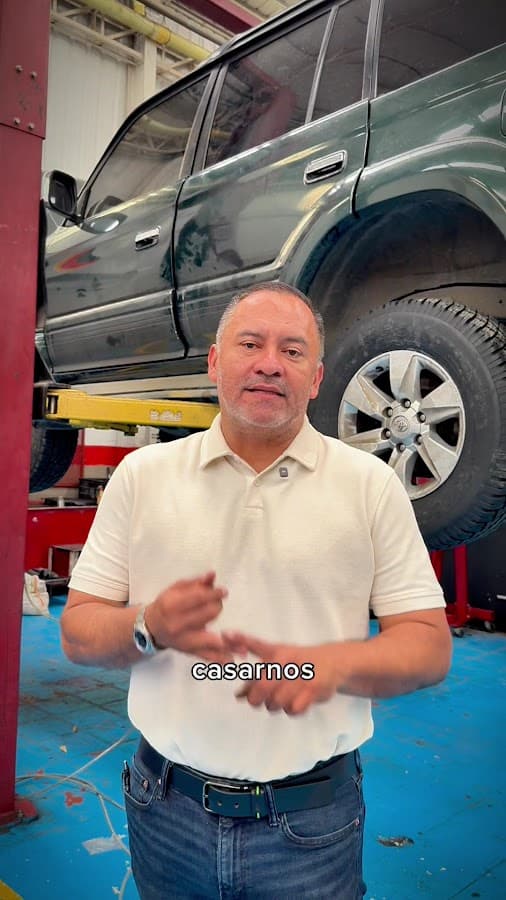 La Cueva No.1 Taller Automotriz — foto