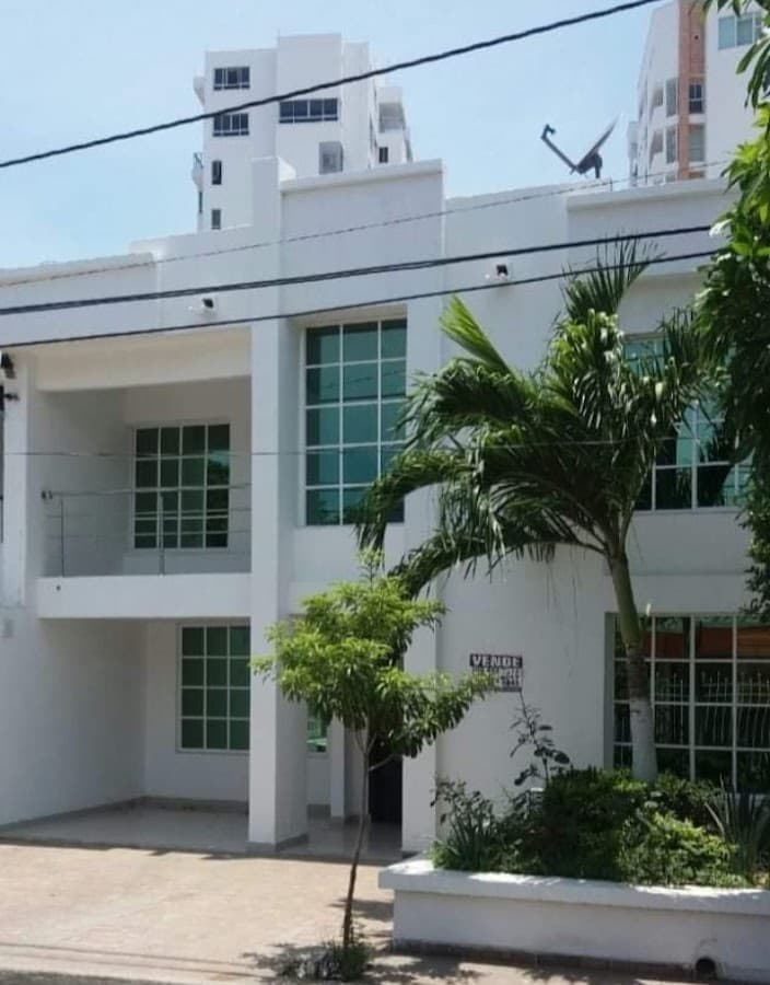 Abogados & Contadores Asociados