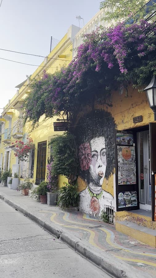 Free Walking Tour Cartagena Beyond Colombia — foto
