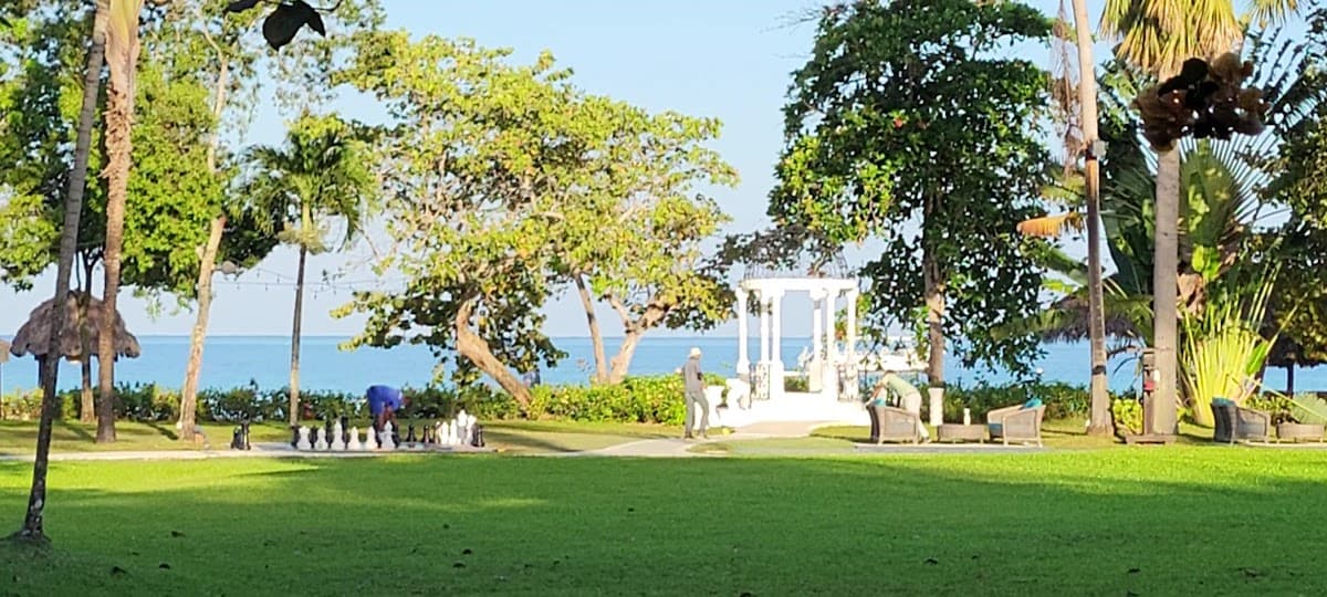 Riverside Tours And Travel — foto