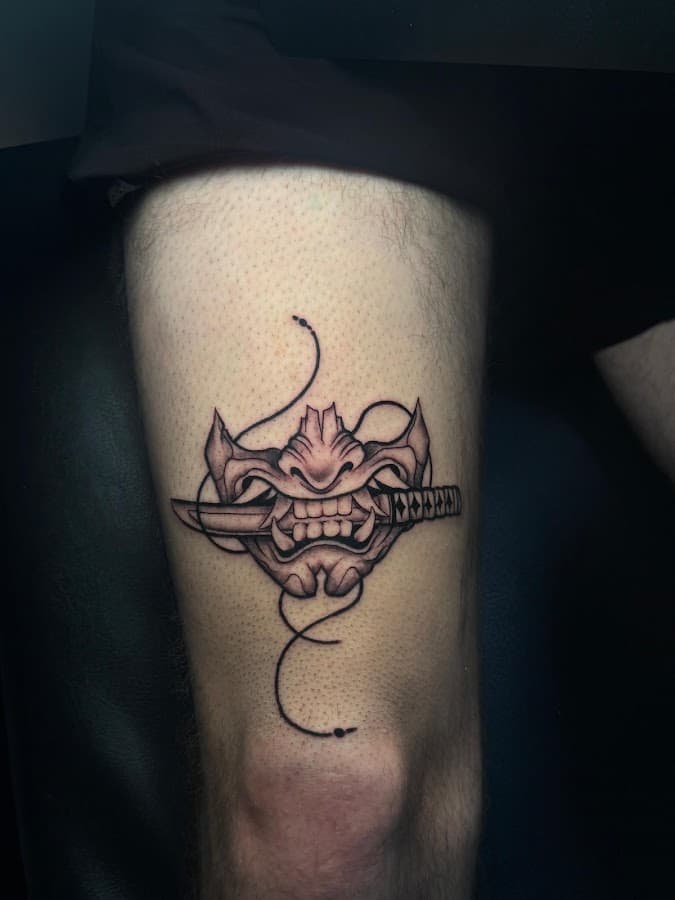 OVERHEAD Tattoo Studio/Remoción Laser — foto