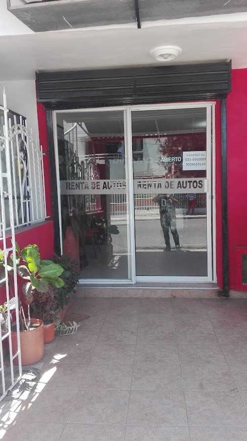 DINAMO RENT A CAR — foto