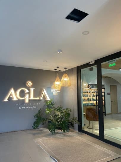 AGLA Estilo y Arte | Salón de Belleza y Barberia en El Poblado Medellín — foto