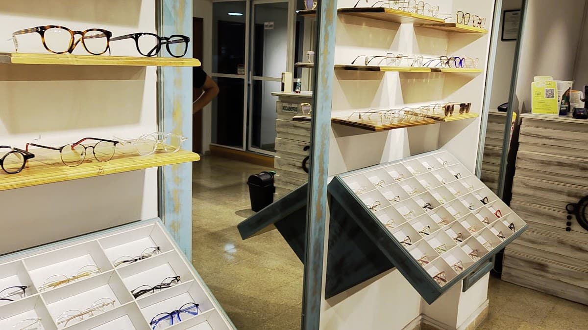 Optiko's Colombia Medellín — foto