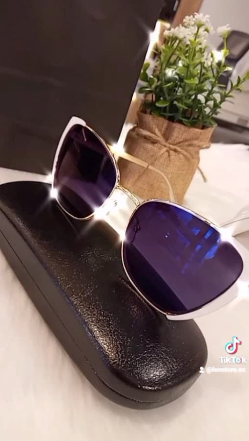 Optica Lenstore — foto