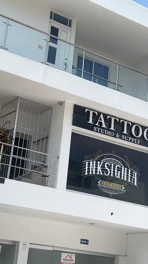 INKSIGNIA TATTOO STUDIO — foto