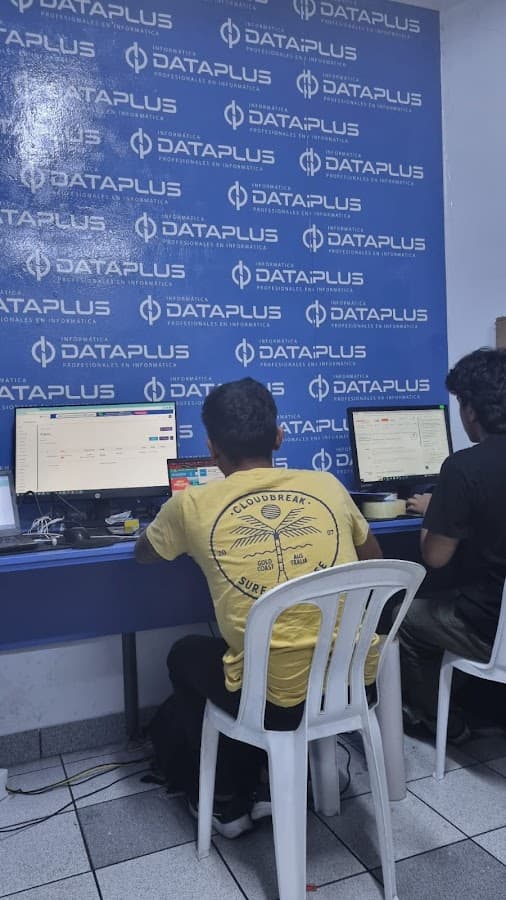 INFORMATICA DATAPLUS-Venta de Laptops — foto