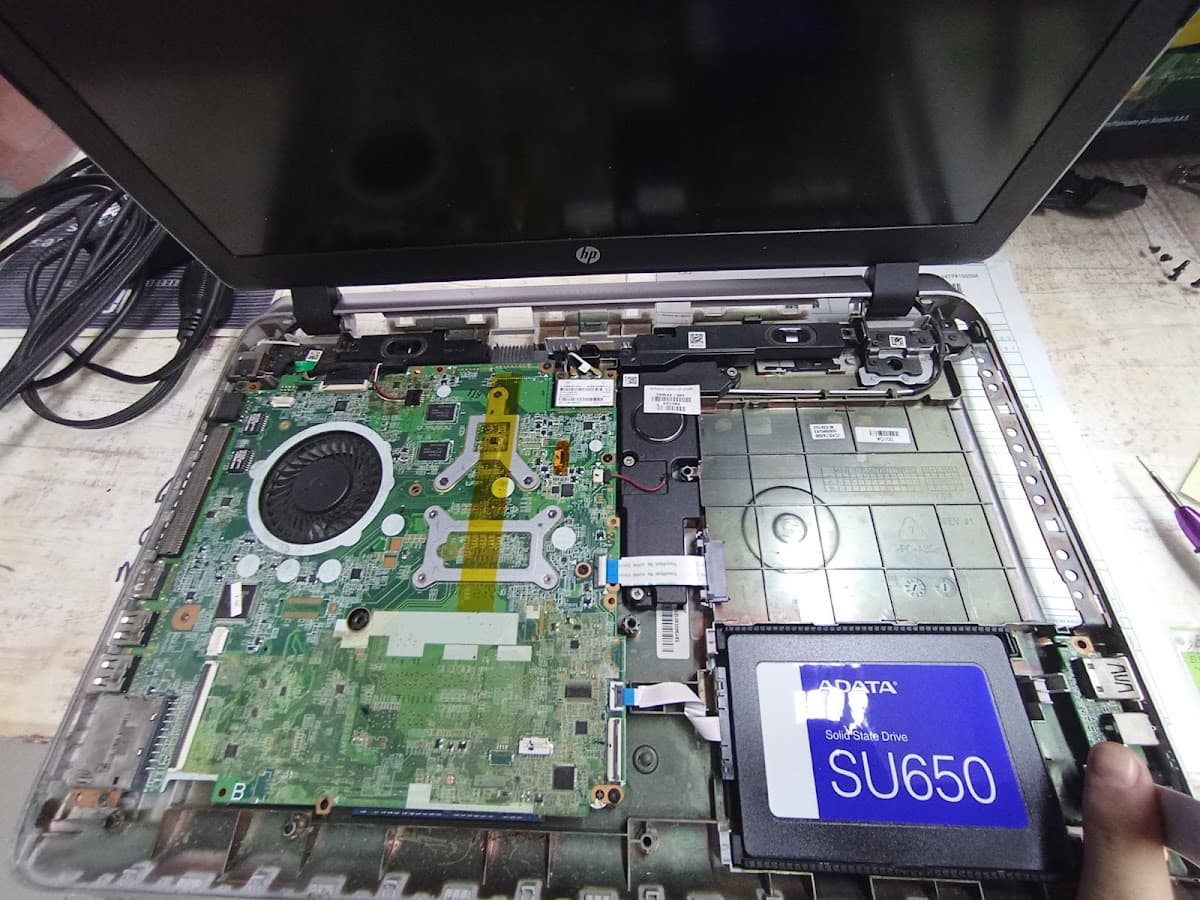 Mantenimiento y reparación de computadores en Pereira — foto