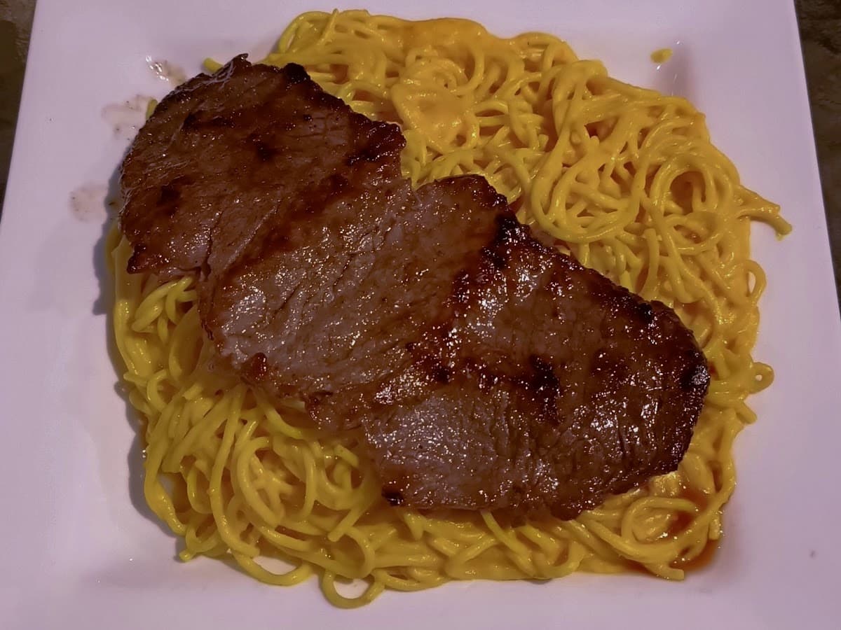 Mostro Food & Grill — foto